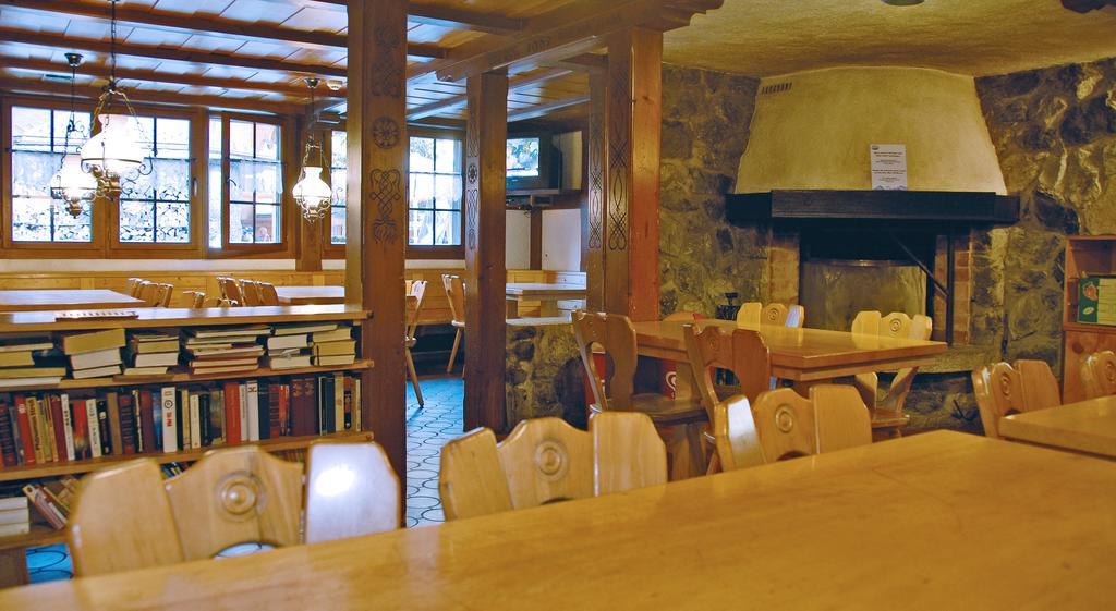 Camping Jungfrau Lauterbrunnen Δωμάτιο φωτογραφία