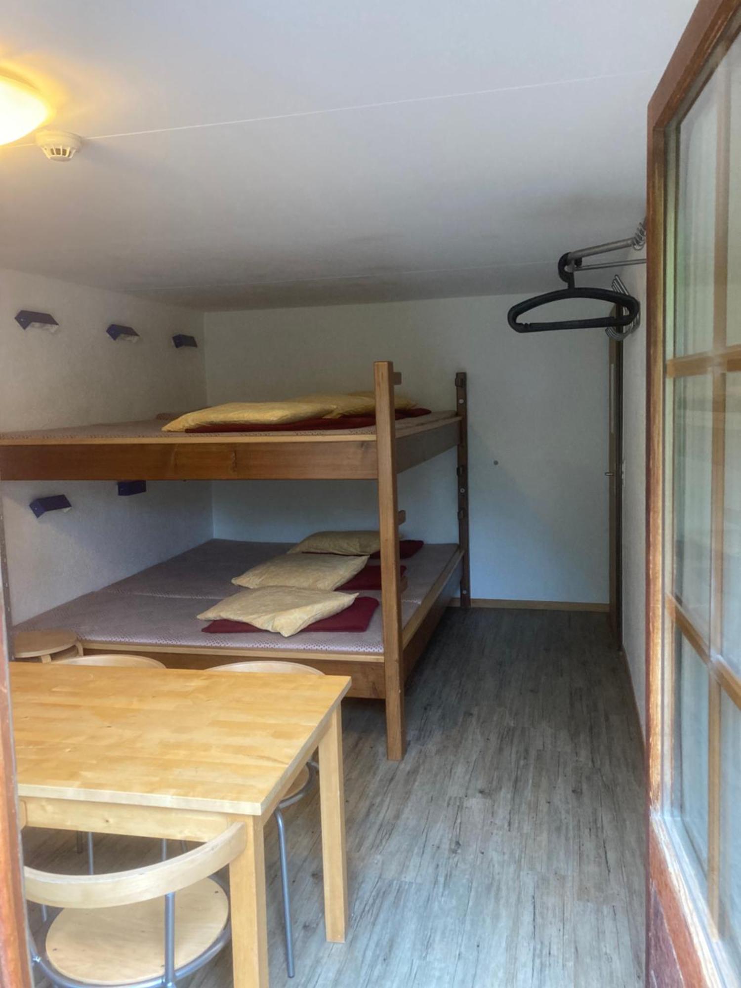 Camping Jungfrau Lauterbrunnen Δωμάτιο φωτογραφία